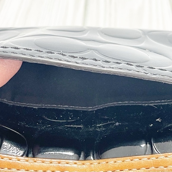 Coach Peyton Full Zip Patent Leather Wallet F48164 - Picture 6 of 16